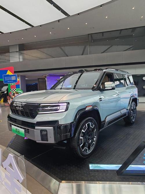 佛山192比亚迪方程豹硬派越野的爆款，英菲尼迪35周年与你共成长